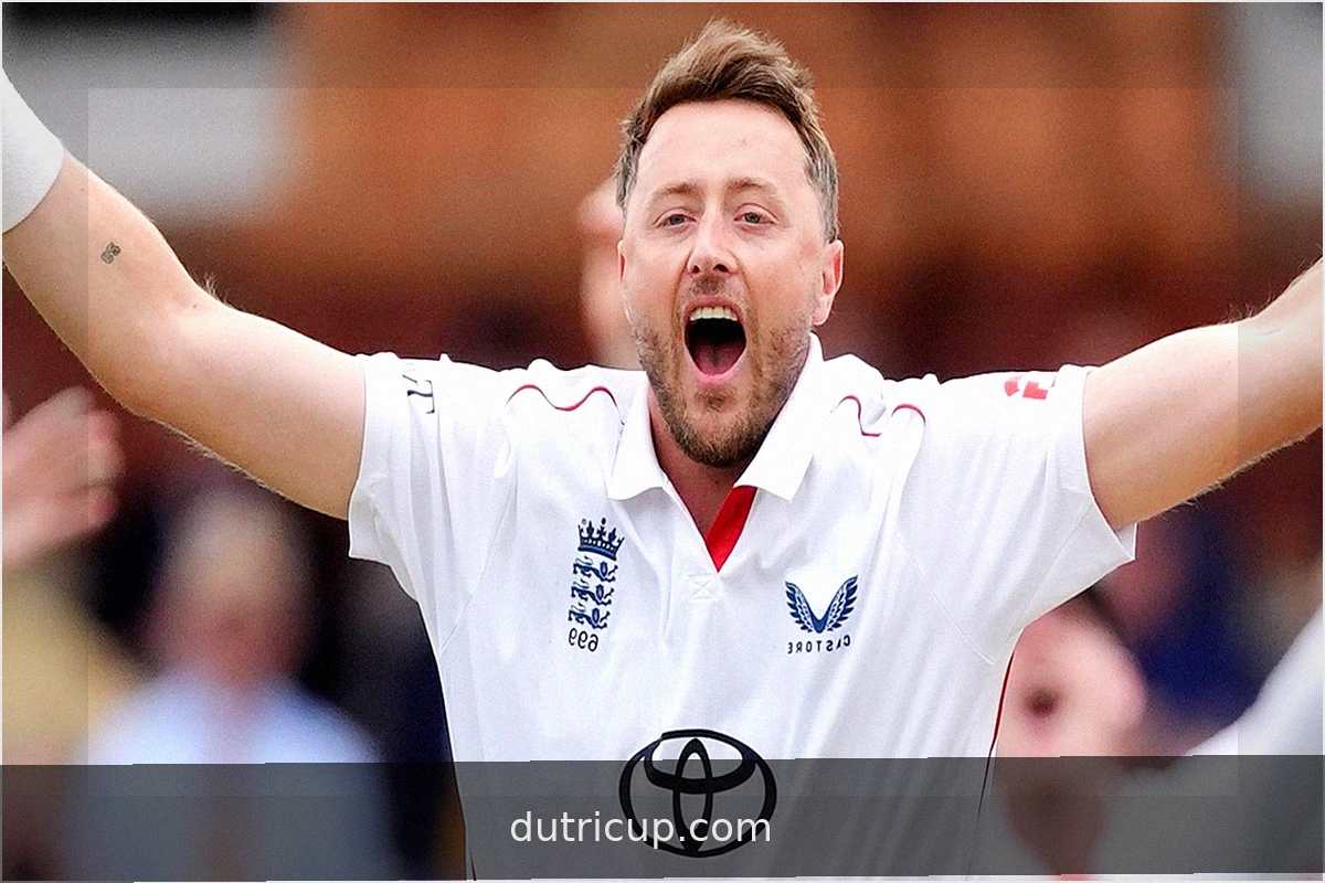 Abbas consigue cinco wickets mientras Inglaterra sufre su novena derrota con una ventaja superior a 360 carreras contra Pakistán - EN VIVO